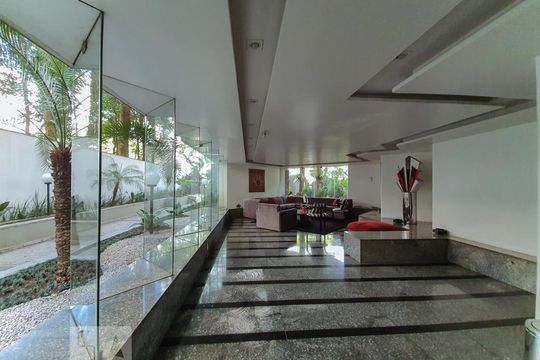 Apartamento para alugar com 3 quartos, 142m² em Pacaembu, São Paulo