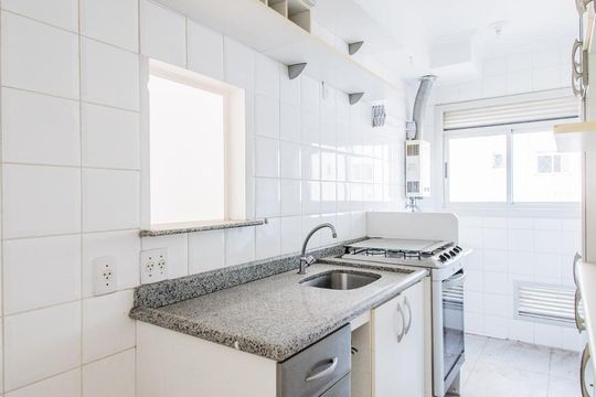 Cozinha de apartamento à venda com 2 quartos, 49m² em Vila Santa Teresa (zona Sul), São Paulo
