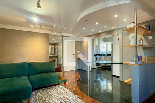 Sala de apartamento para alugar com 2 quartos, 70m² em Pinheiros, São Paulo