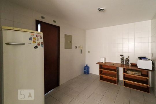 Cozinha de apartamento à venda com 3 quartos, 170m² em Recreio dos Bandeirantes, Rio de Janeiro