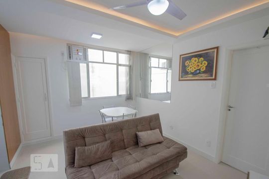 Sala de apartamento para alugar com 1 quarto, 40m² em Tijuca, Rio de Janeiro