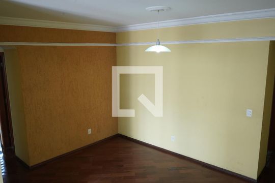 Sala de apartamento para alugar com 3 quartos, 85m² em Vila Azevedo, São Paulo