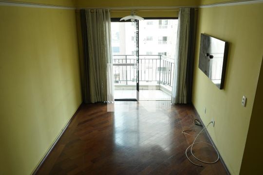 Sala de apartamento para alugar com 3 quartos, 85m² em Vila Azevedo, São Paulo