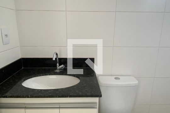 Sala 2 de apartamento à venda com 2 quartos, 120m² em Carlos Prates, Belo Horizonte