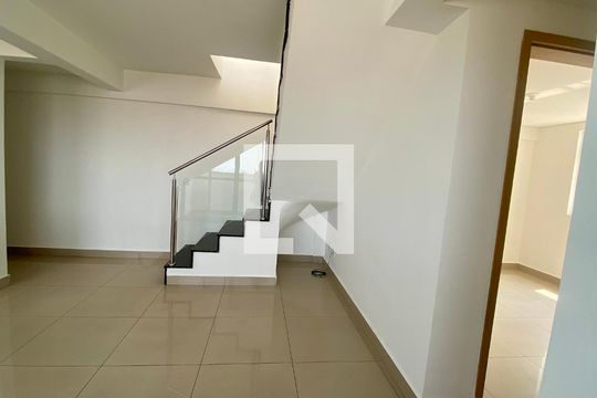 Sala 1 de apartamento à venda com 2 quartos, 120m² em Carlos Prates, Belo Horizonte