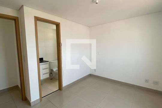 Quarto Suíte de apartamento à venda com 2 quartos, 120m² em Carlos Prates, Belo Horizonte