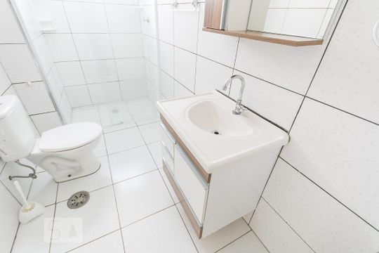 Banheiro de apartamento para alugar com 1 quarto, 44m² em Cambuci, São Paulo