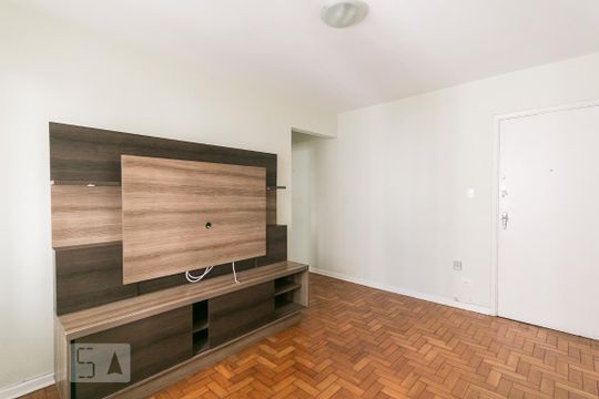 Sala de apartamento para alugar com 1 quarto, 44m² em Cambuci, São Paulo