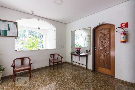 Hall social de apartamento à venda com 2 quartos, 48m² em Jardim Peri, São Paulo