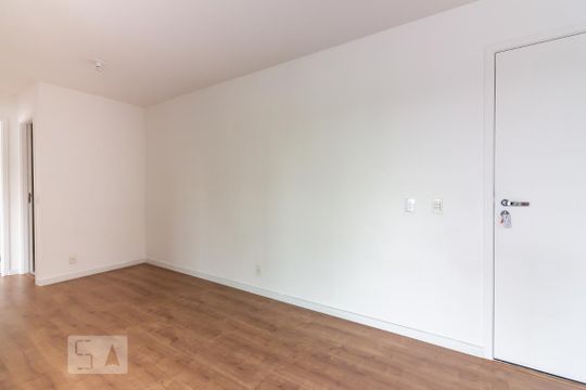 Sala de apartamento à venda com 2 quartos, 56m² em Vila Osasco, Osasco