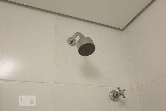 Banheiro de kitnet/studio à venda com 1 quarto, 35m² em Jardim Ampliação, São Paulo