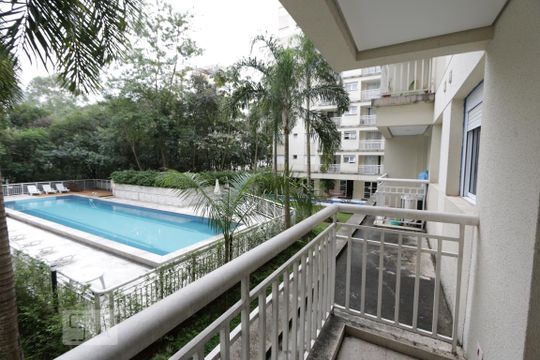 Varanda de kitnet/studio à venda com 1 quarto, 35m² em Jardim Ampliação, São Paulo