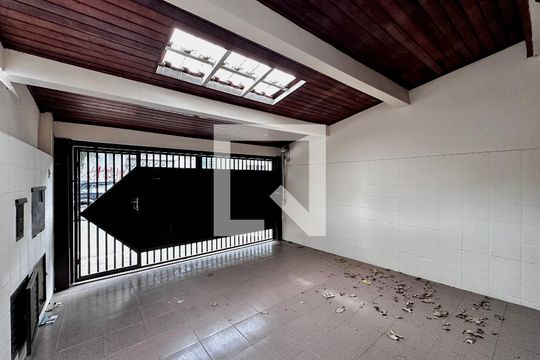 Garagem de casa para alugar com 3 quartos, 180m² em Brooklin , São Paulo