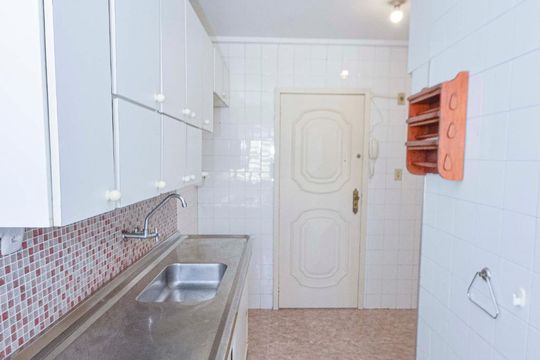 Cozinha de apartamento à venda com 3 quartos, 86m² em Tijuca, Rio de Janeiro