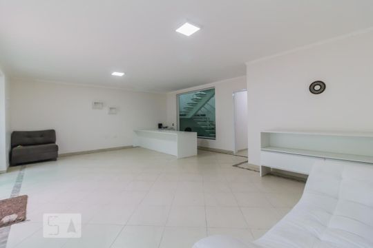 Garagem de casa à venda com 4 quartos, 400m² em Vila Rosália, Guarulhos