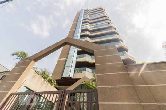 Fachada de apartamento à venda com 3 quartos, 340m² em Centro, Guarulhos
