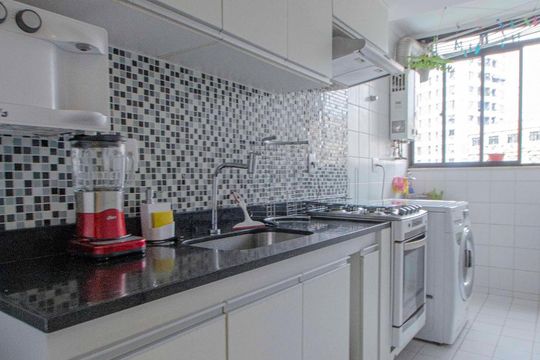 Cozinha de apartamento para alugar com 2 quartos, 68m² em Praça da Bandeira, Rio de Janeiro