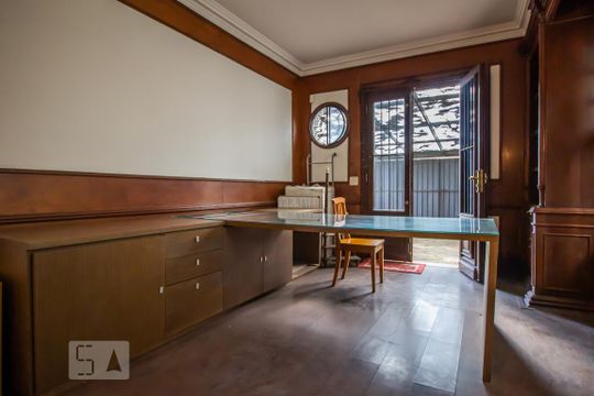 Escritório de casa à venda com 4 quartos, 500m² em Alto de Pinheiros, São Paulo