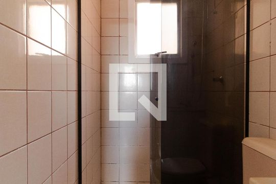 Banheiro da Suíte de apartamento para alugar com 3 quartos, 89m² em Ponte Preta, Campinas