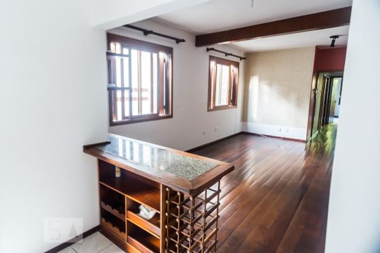 Cozinha de apartamento para alugar com 3 quartos, 122m² em Rio Branco, Porto Alegre
