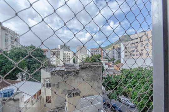 vista da sala de apartamento para alugar com 3 quartos, 105m² em Tijuca, Rio de Janeiro