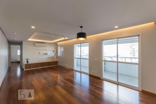 Apartamento à venda com 3 quartos, 136m² em Vila Dom Pedro I, São Paulo