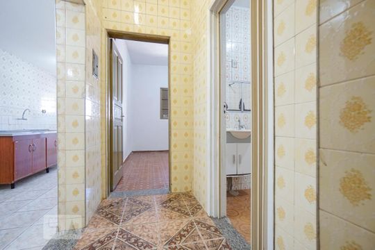 Corredor de casa à venda com 2 quartos, 104m² em Parque Boturussu, São Paulo
