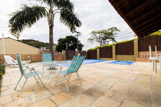 Piscina de apartamento para alugar com 3 quartos, 90m² em Partenon, Porto Alegre