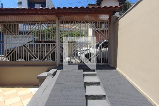 Entrada da garagem de casa à venda com 2 quartos, 200m² em Vila Rosália, Guarulhos
