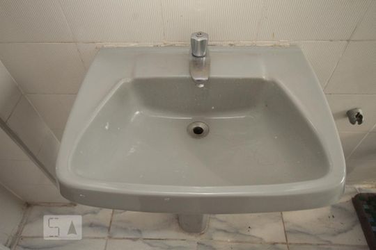 Banheiro de apartamento à venda com 2 quartos, 110m² em Santa Efigênia, São Paulo