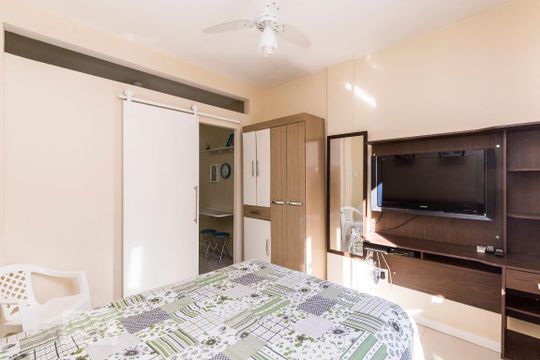 Quarto de apartamento à venda com 1 quarto, 28m² em Botafogo, Rio de Janeiro