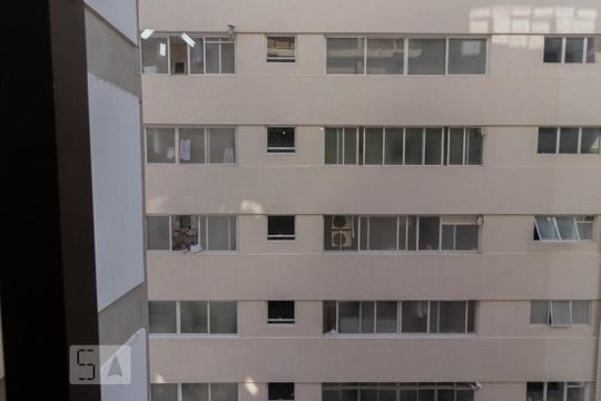 Vista - Sala de kitnet/studio à venda com 1 quarto, 40m² em Jardim Paulista, São Paulo