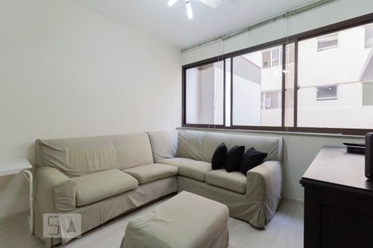 Sala de kitnet/studio à venda com 1 quarto, 40m² em Jardim Paulista, São Paulo