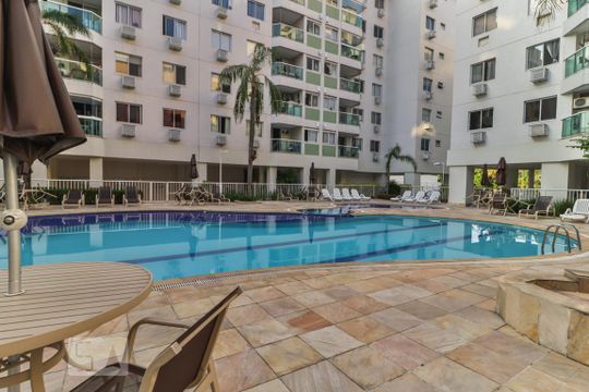 Piscina de apartamento para alugar com 2 quartos, 56m² em Taquara, Rio de Janeiro