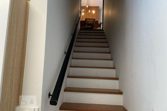 Escada de apartamento à venda com 3 quartos, 240m² em Vila Morumbi, São Paulo