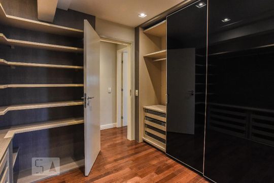 Closet de apartamento à venda com 3 quartos, 155m² em Centro, São Bernardo do Campo