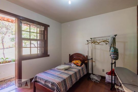 Quarto 1 de casa de condomínio à venda com 5 quartos, 540m² em Mangabeiras, Belo Horizonte