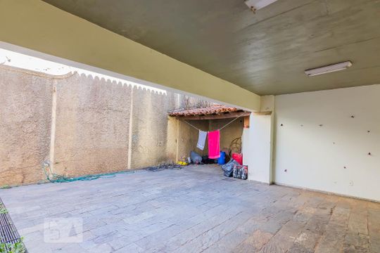 Garagem  de casa de condomínio à venda com 5 quartos, 540m² em Mangabeiras, Belo Horizonte