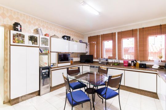 Cozinha de casa à venda com 5 quartos, 340m² em Vila Jacuí, São Paulo