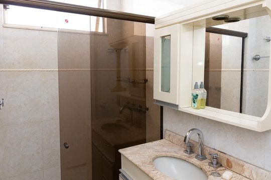 Banheiro de apartamento à venda com 2 quartos, 70m² em Méier, Rio de Janeiro