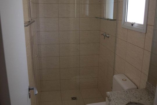Banheiro suite 2  de apartamento à venda com 2 quartos, 130m² em Vila Pereira Barreto, São Paulo