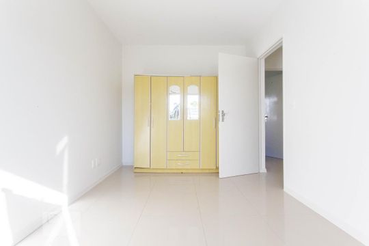 Quarto 2 de apartamento para alugar com 2 quartos, 75m² em Cristo Redentor, Porto Alegre