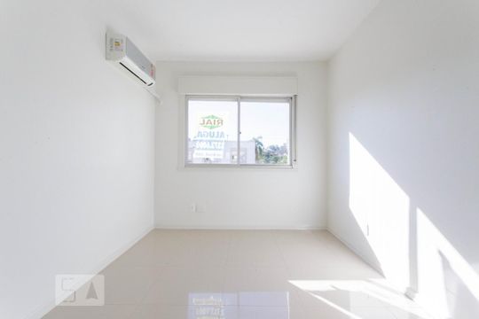 Quarto 2 de apartamento para alugar com 2 quartos, 75m² em Cristo Redentor, Porto Alegre