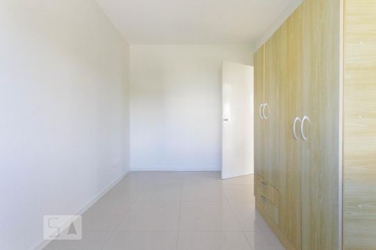 Quarto 1 de apartamento para alugar com 2 quartos, 75m² em Cristo Redentor, Porto Alegre