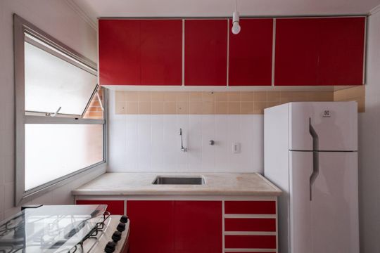 Cozinha de apartamento à venda com 1 quarto, 37m² em Paraíso, São Paulo