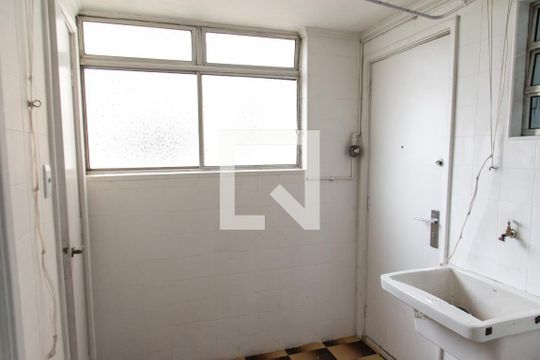 Área de serviço de apartamento para alugar com 3 quartos, 132m² em Paraíso, São Paulo