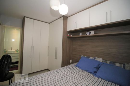 Suíte de apartamento para alugar com 2 quartos, 66m² em Pechincha, Rio de Janeiro