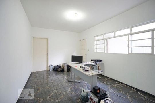 Casa à venda com 4 quartos, 280m² em Parque Boturussu, São Paulo