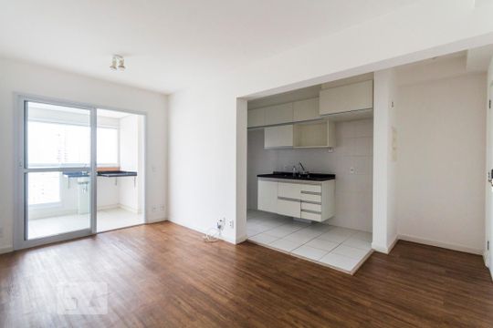 Sala de apartamento para alugar com 2 quartos, 76m² em Vila Santa Catarina, São Paulo