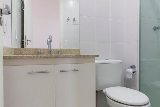 Banheiro Social de apartamento para alugar com 2 quartos, 76m² em Vila Santa Catarina, São Paulo